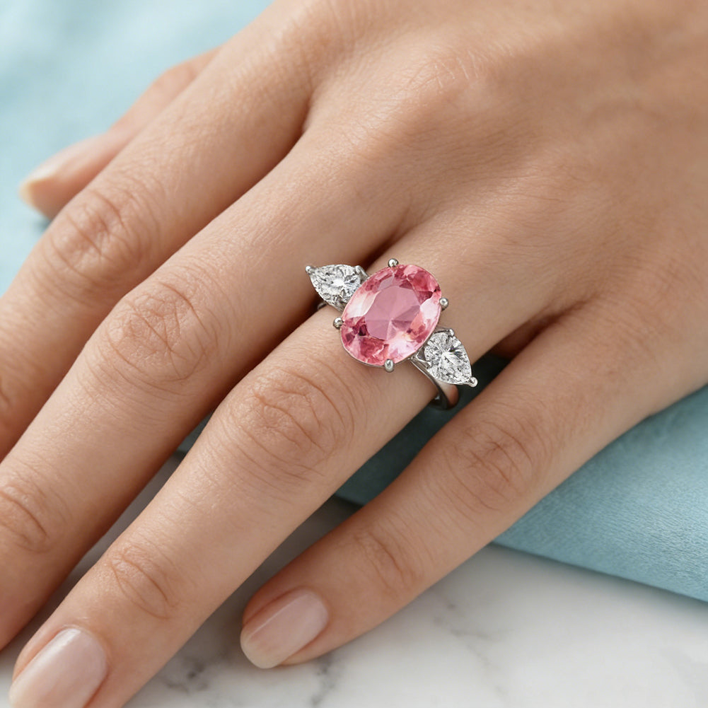 Exquisite Oval High‑Carbon Diamond Ring in Platinum Plating
