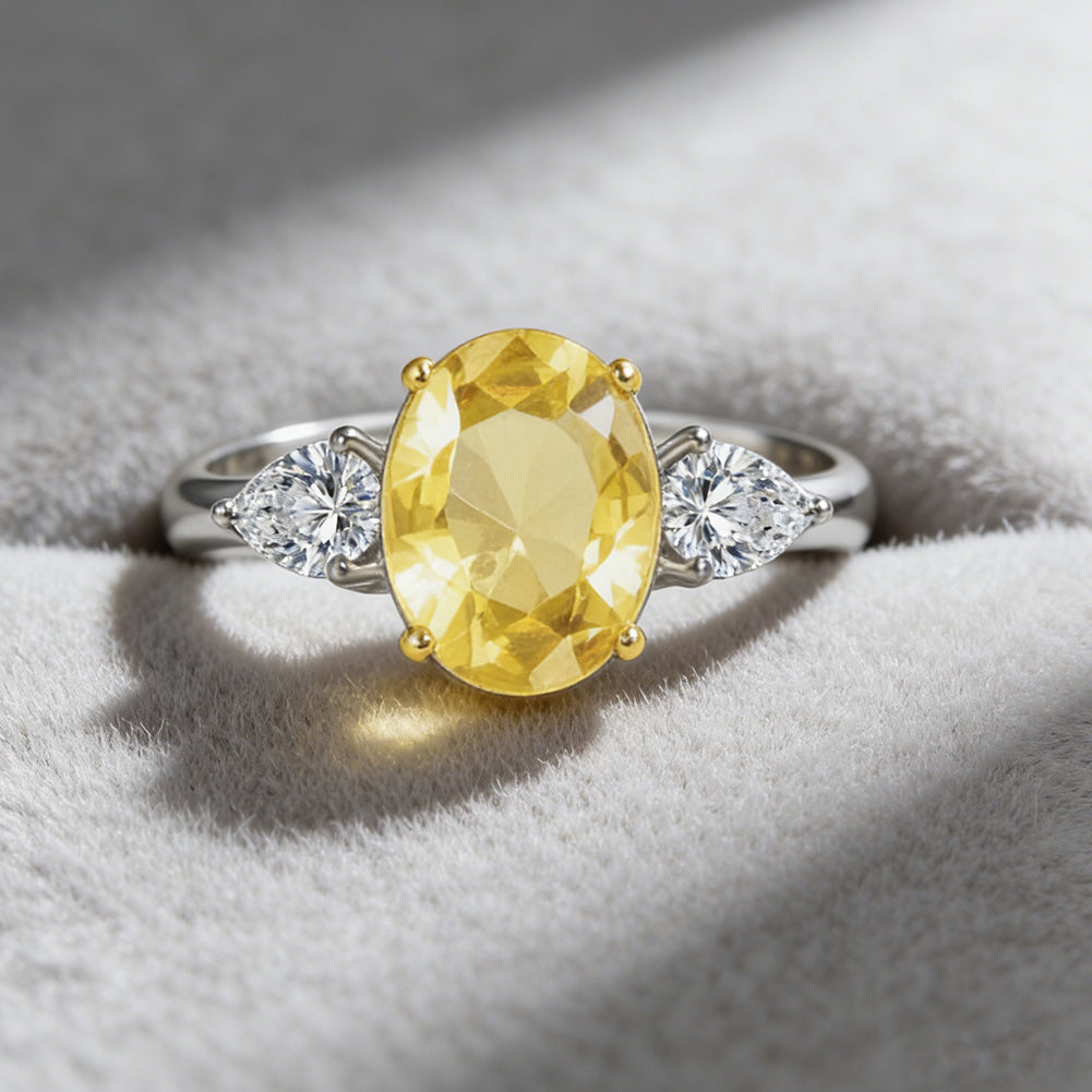 Exquisite Oval High‑Carbon Diamond Ring in Platinum Plating