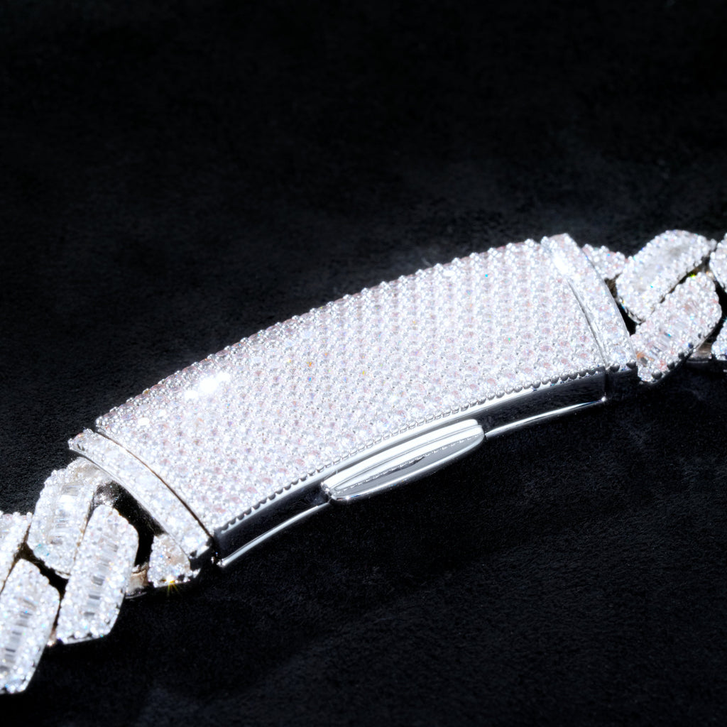 9.5mm Curved Clasp Baguette Prong Cuban Chain