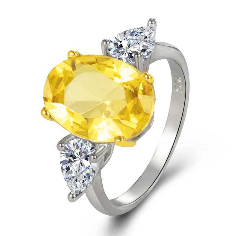 Exquisite Oval High‑Carbon Diamond Ring in Platinum Plating